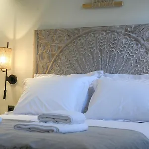 https://marea-boutique-suites.rethymnohotels.net